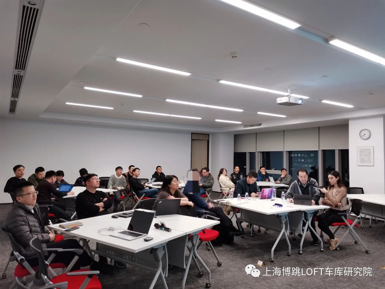 吉林杭州LOFT车库专题会